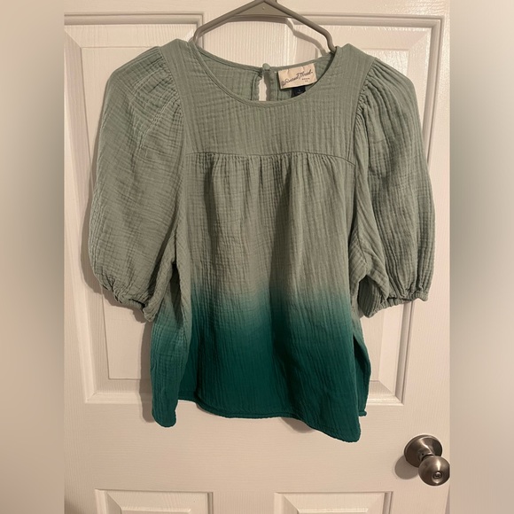 Universal Thread T-shirt - Picture 1 of 2